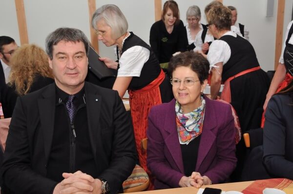 Markus Söder und G. Brendel-Fischer beim Bayreuther Landfrauentag